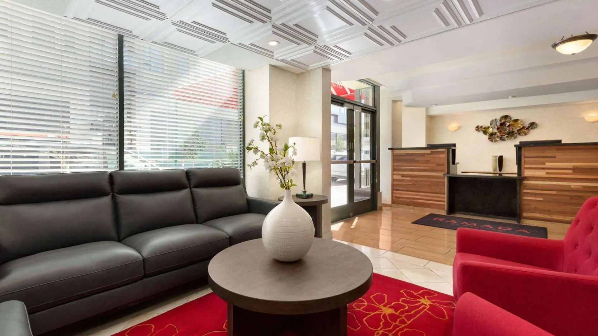 6 Central Oakland Hotels Near Museum of Children's Art