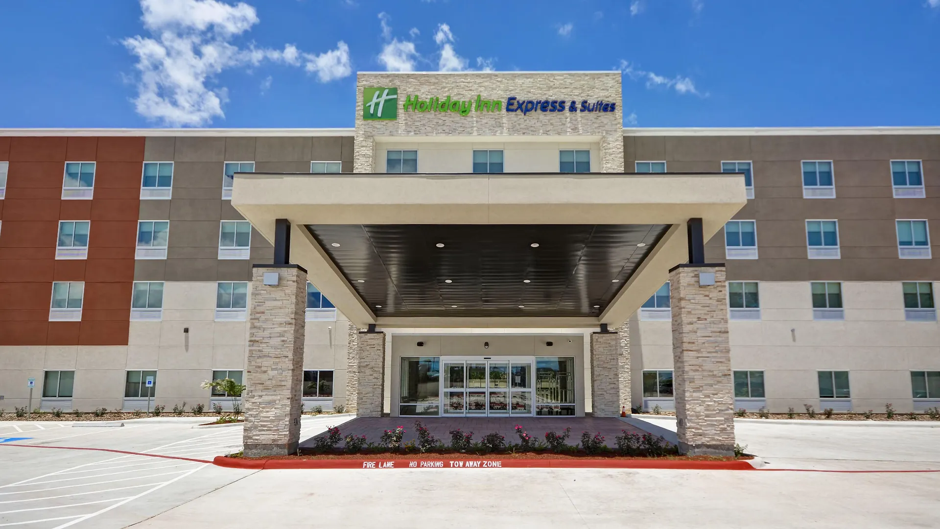 Where to Stay Near Bal Harbour Marina: 5 Business Hotels