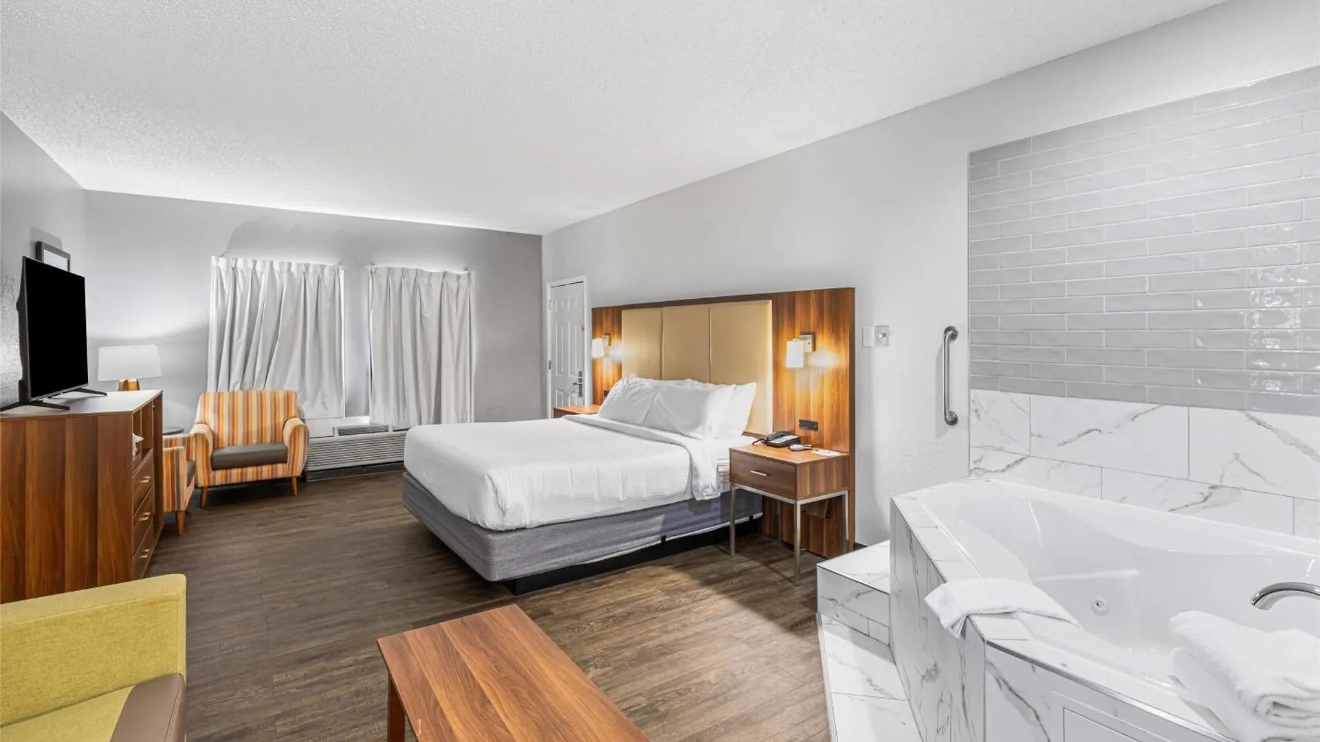 4 Top-Rated SureStay Hotels Across the US South