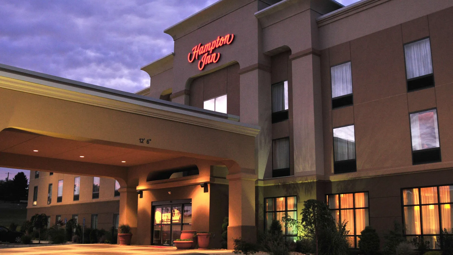 5 Smart Indoor Pool Hotels in Pennsylvania Worth Booking