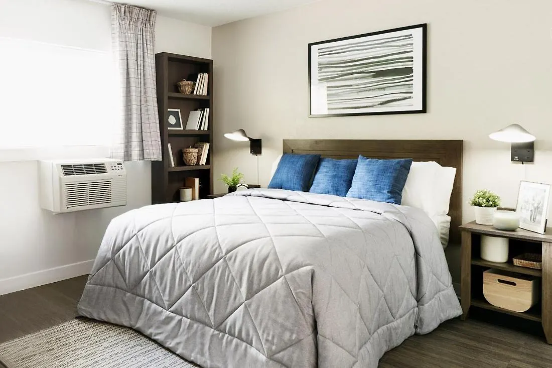 5 Budget Hotels Close to Ralph Mark Gilbert Civil Rights Museum