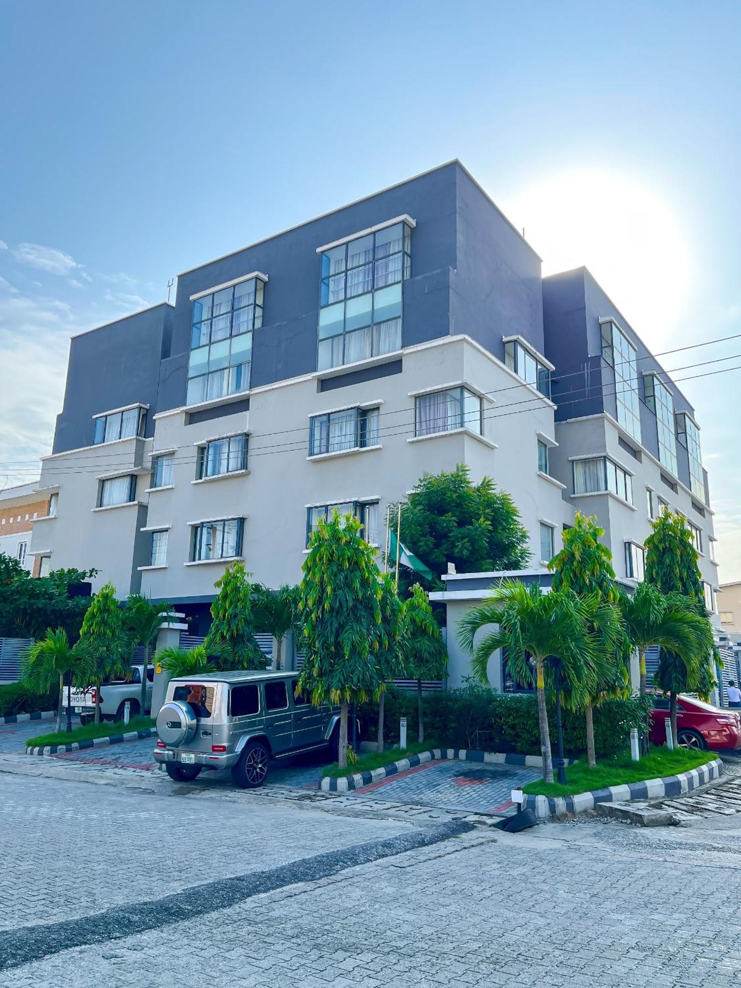 Staying Near Freedom Park Lagos: 8 Spa Hotels Compared
