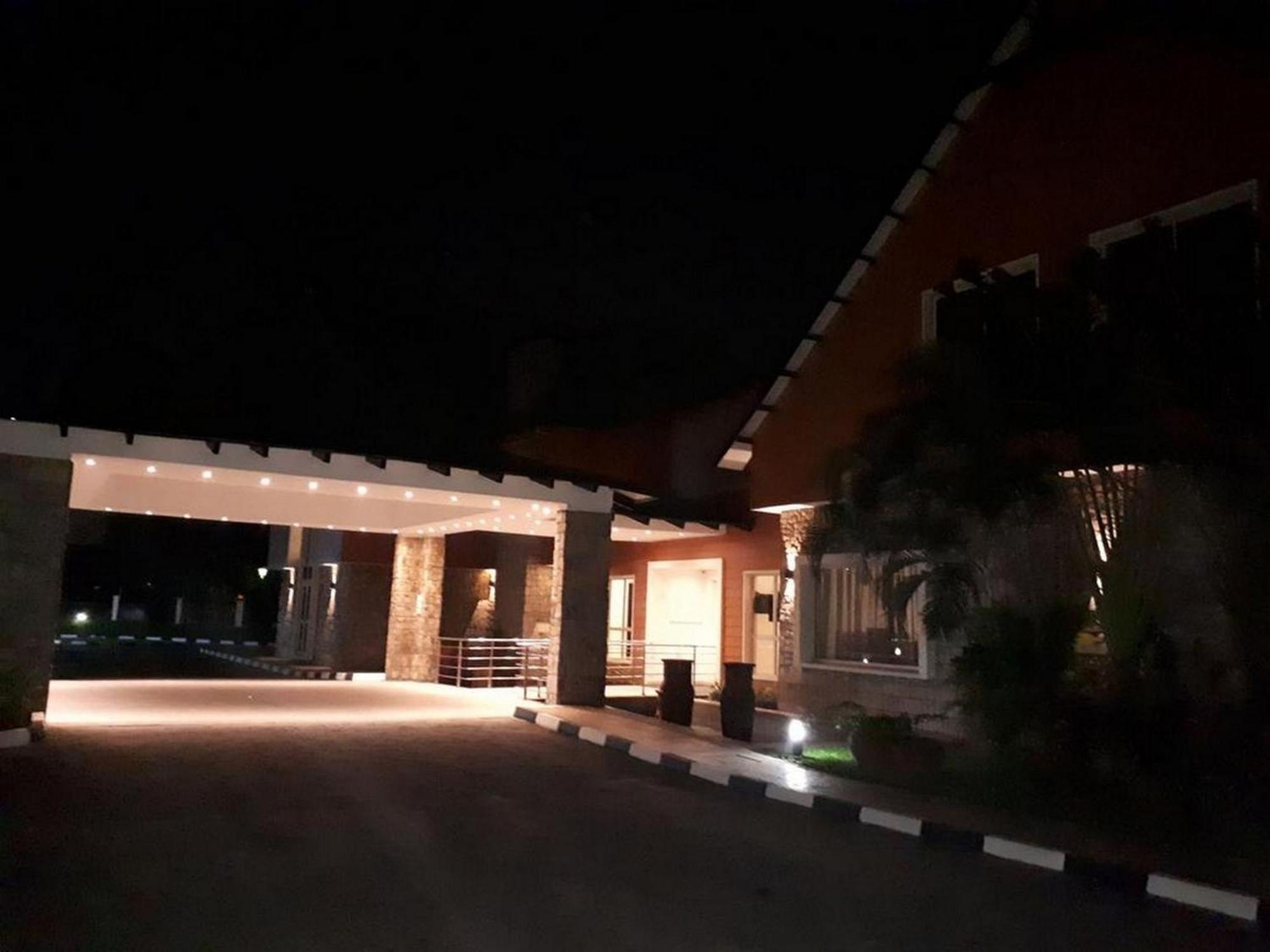 Where to Stay in Nigeria: 4 Best 4-Star Hotels